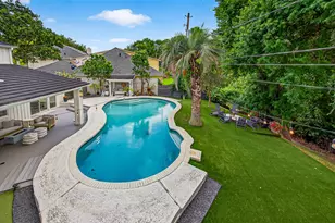 415 Ramblewood Rd, Houston, TX 77079 - Photo 36