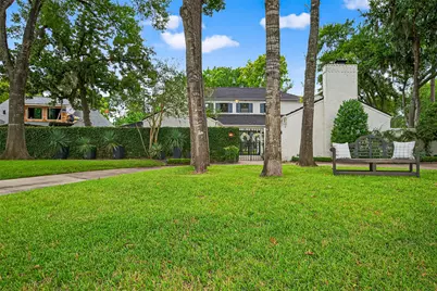 415 Ramblewood Road, Houston, TX 77079 - Photo 44