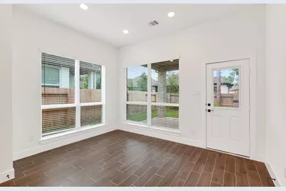 295 Mallards Rim Drive, Willis, TX 77318 - Photo 14