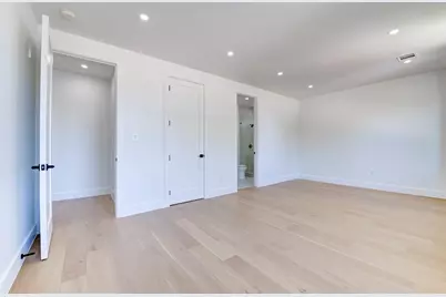 5411 Yarwell Drive, Houston, TX 77096 - Photo 20