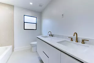 5411 Yarwell Dr, Houston, TX 77096 - Photo 24