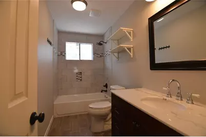 19118 Challe Circle W, Spring, TX 77373 - Photo 18