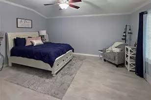8031 Berkely Ct, Baytown, TX 77521 - Photo 14