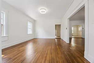 3818 Brandt St, Houston, TX 77006 - Photo 8