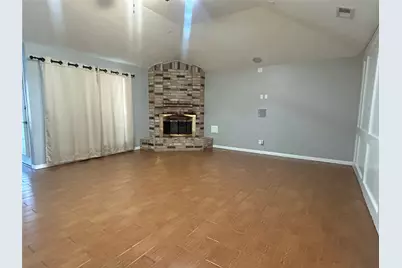 913 Willowbriar Lane, Deer Park, TX 77536 - Photo 6