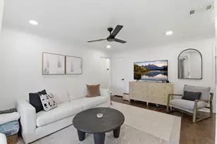 5325 Nina Lee Ln, Houston, TX 77092 - Photo 8