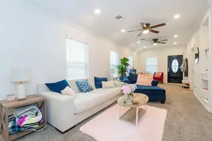 505 18th Ave N, Texas City, TX 77590 - Photo 2