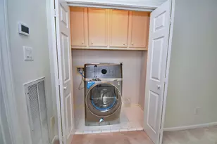 2024 Welch St, Houston, TX 77019 - Photo 16