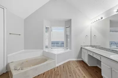 4714 Cashel Castle Drive, Houston, TX 77069 - Photo 34