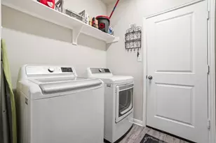 1318 Kingsgate Dr, Bryan, TX 77807 - Photo 26