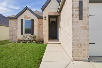 1318 Kingsgate Drive, Bryan, TX 77807 - Photo 4