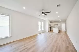 12827 Hannah Spgs Ln, Magnolia, TX 77354 - Photo 6