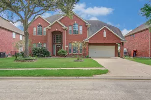 9408 Sundown Dr, Pearland, TX 77584 - Photo 2