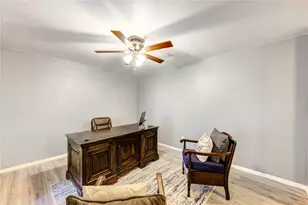 8510 Collingsdale Rd, La Porte, TX 77571 - Photo 10