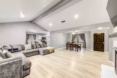 8510 Collingsdale Road, La Porte, TX 77571 - Photo 4