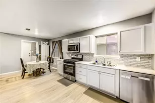 8510 Collingsdale Rd, La Porte, TX 77571 - Photo 6