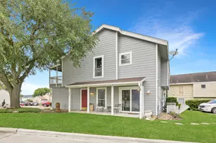 116 April Point Dr N, Conroe, TX 77356 - Photo 2