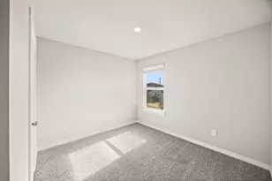 2823 Kennet Manor Dr, Houston, TX 77047 - Photo 30