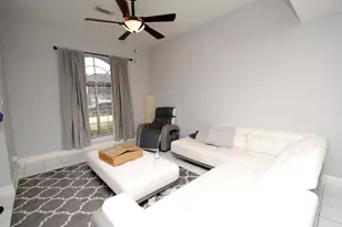 2542 Chestnut Mills Rd, Houston, TX 77067 - Photo 32