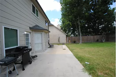 2542 Chestnut Mills Road, Houston, TX 77067 - Photo 16