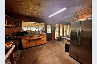 128 Wood Haven, Livingston, TX 77351 - Photo 16