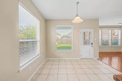 7527 Trail Hollow, Missouri City, TX 77459 - Photo 12