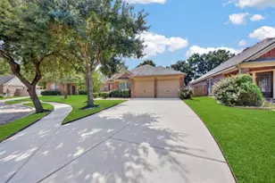 9403 Comstock Meadows Dr, Houston, TX 77095 - Photo 4