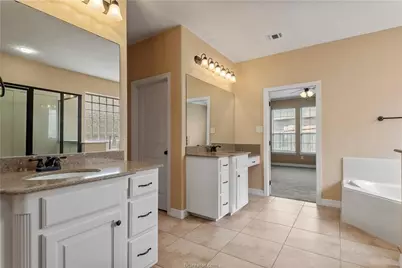 1904 Debbie Drive, Bryan, TX 77802 - Photo 18
