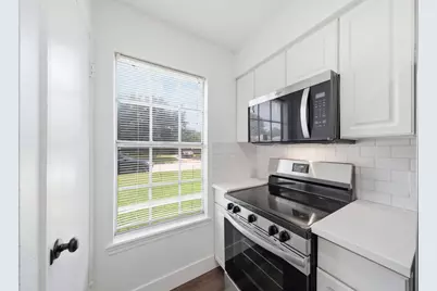 5820 Guadalupe Drive, Dickinson, TX 77539 - Photo 8