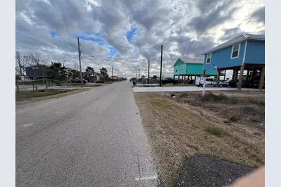 632 18th Street, San Leon, TX 77539 - Photo 4