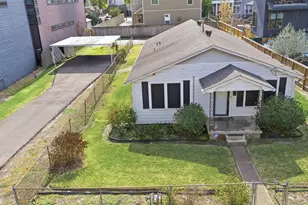 1330 W 24th St, Houston, TX 77008 - Photo 1