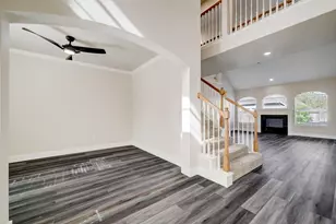 4615 Russett Ln, Sugar Land, TX 77479 - Photo 8