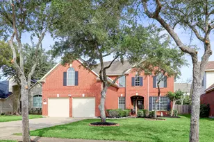 4615 Russett Ln, Sugar Land, TX 77479 - Photo 2