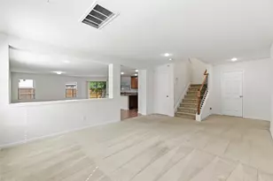 18919 Remington Springs Dr, Houston, TX 77073 - Photo 8