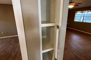 6010 Hoover St, Houston, TX 77092 - Photo 20