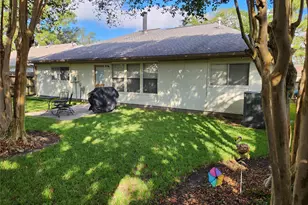 5515 Pimberton Ln, Spring, TX 77379 - Photo 2