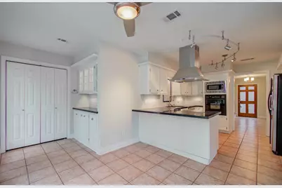 16209 Wall Street, Jersey Village, TX 77040 - Photo 12