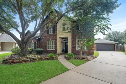 9730 Harrison Lane, Missouri City, TX 77459 - Photo 2