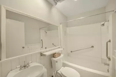 11907 Southlake Drive, Houston, TX 77077 - Photo 20