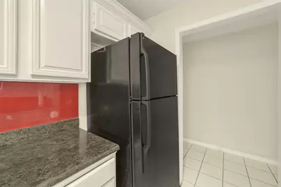 11907 Southlake Drive, Houston, TX 77077 - Photo 8