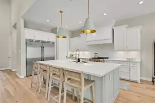 1919 Silver Point Ct, Friendswood, TX 77546 - Photo 12