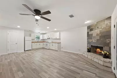 9738 Bayou Woods Drive, Baytown, TX 77521 - Photo 10