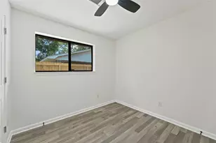 9738 Bayou Woods Dr, Baytown, TX 77521 - Photo 14