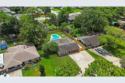 9738 Bayou Woods Drive, Baytown, TX 77521 - Photo 28