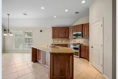 14906 Whispy Green Court, Cypress, TX 77433 - Photo 4
