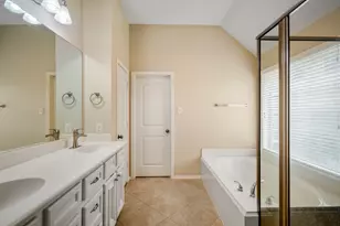 14906 Whispy Green Ct, Cypress, TX 77433 - Photo 24