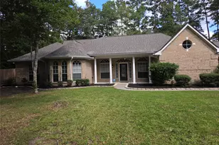2615 Roman Forest Blvd, New Caney, TX 77357 - Photo 2
