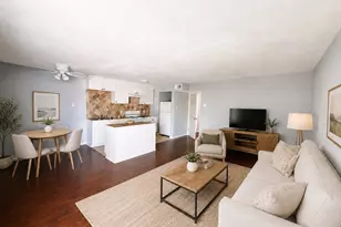4624 Bell St, Houston, TX 77023 - Photo 2