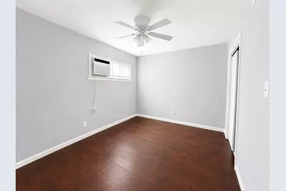 4624 Bell Street #7, Houston, TX 77023 - Photo 8