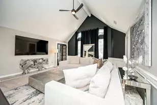 13606 Champions Centre Dr, Houston, TX 77069 - Photo 32